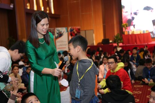 Trang bị 'vaccine số' giúp trẻ em sử dụng mạng internet an toàn
