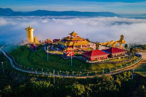 Khánh thành tháp kinh luân dát vàng lớn nhất thế giới tại Lâm Đồng