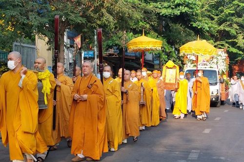 TP.HCM: Lễ truy niệm, cung tống kim quan Thượng tọa Thích Lệ Trường trà-tỳ