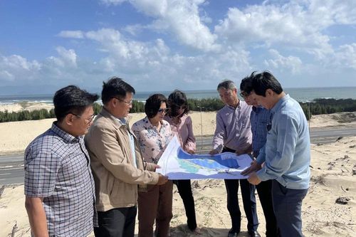 Thế mạnh của phụ nữ là tính nhân văn