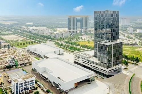 Sắp đưa vào hoạt động tòa nhà văn phòng hiện đại ở tỉnh Bình Dương