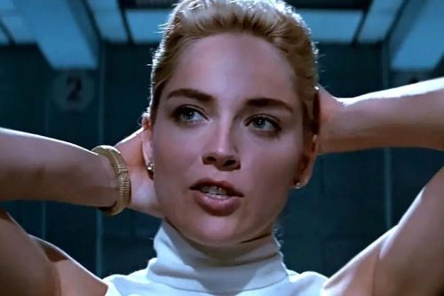 Sharon Stone mất quyền nuôi con vì cảnh phim khỏa thân