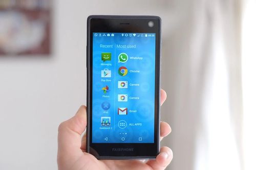 Smartphone Android 7 năm tuổi được cập nhật phần mềm