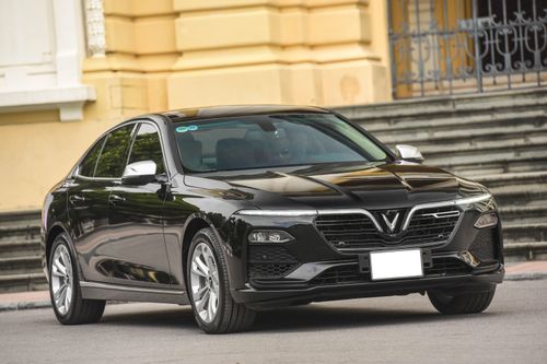 Đại lý rao bán VinFast Lux A2.0 giá hơn 600 triệu đồng