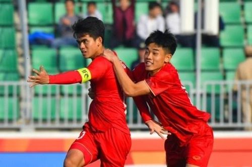 HLV U20 Việt Nam: '2,3 năm nữa, lứa này sẽ như Quang Hải, Tiến Linh'