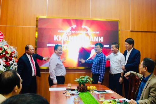 Khánh thành Trung tâm điều hành giáo dục thông minh huyện Thanh Trì