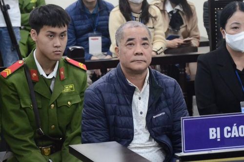 Cựu cán bộ Sở TN-MT cùng vợ hầu tòa vụ chiếm đoạt 'đất vàng' ở Hà Nội