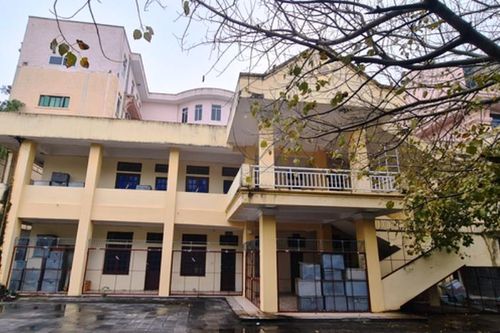 Khởi tố nữ nhân viên mang 60 thùng hồ sơ đấu thầu mang bán... 'đồng nát'