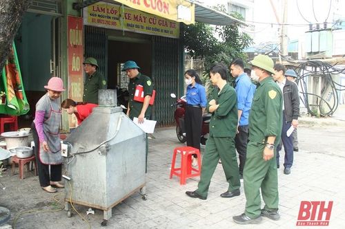 Phường Phú Sơn ra quân lập lại trật tự đô thị