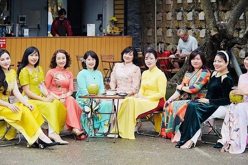 Báo Xây dựng hưởng ứng 'Tuần lễ Áo dài' năm 2023