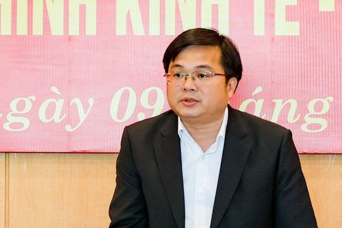 Ngày mai, Hà Nội xem xét công tác nhân sự