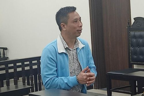Đập phá mộ để ép vợ về sống chung