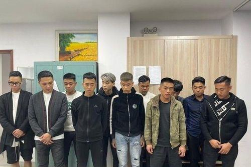 Bắt giữ nhiều đối tượng tổ chức sử dụng ma túy tại quán bar Fame