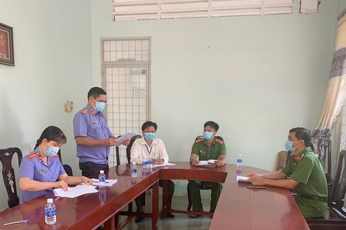 VKSND thị xã Cai Lậy kiểm sát công tác thi hành án hình sự tại UBND cấp xã