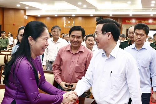 Chủ tịch nước dự tổng kết 10 năm thực hiện chiến lược bảo vệ Tổ quốc
