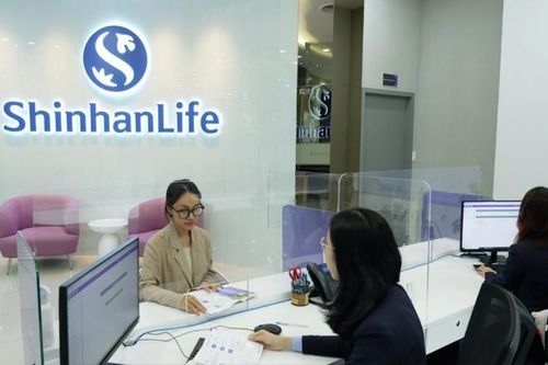 Khách hàng chuộng sản phẩm bảo hiểm nhân thọ thuần bảo vệ
