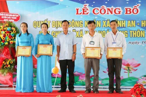 Xã Vĩnh An đạt chuẩn văn hóa nông thôn mới