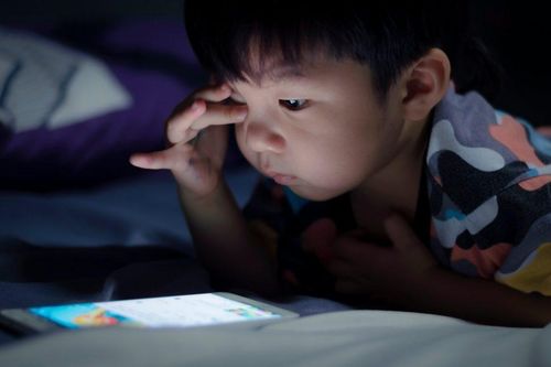 87% trẻ em Việt dùng Internet hàng ngày