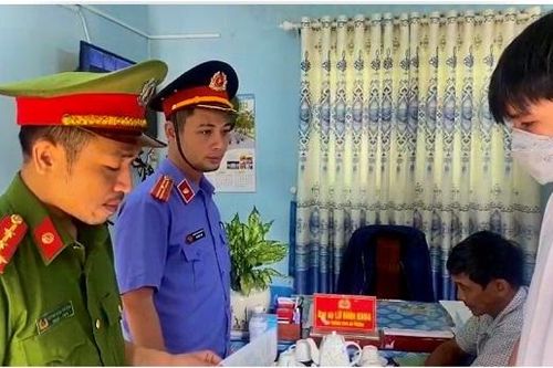 Phê chuẩn khởi tố đối tượng giao cấu với người dưới 16 tuổi