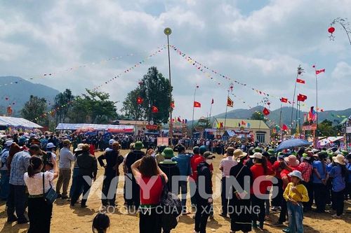Đắk Lắk: Đặc sắc ngày hội văn hóa các dân tộc tại huyện Ea Kar