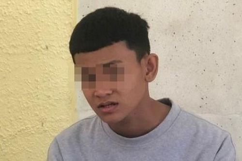 Bênh bạn, học sinh lớp 10 rút dao đâm thiếu niên 16 tuổi tử vong