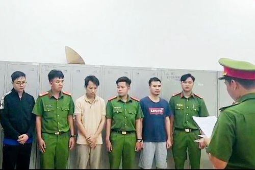 Bắt Phó Tổng giám đốc đưa hối lộ cho các đăng kiểm viên của Cục Đăng kiểm Việt Nam