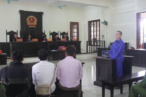 Tận cùng nỗi đau đằng sau vụ án chồng dùng súng giết vợ