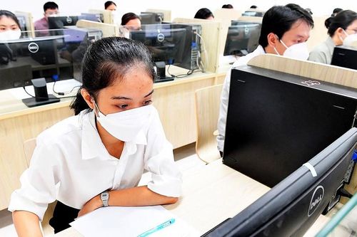 Bổ nhiệm cán bộ bằng chính sách thi tuyển cạnh tranh để thu hút nhân tài