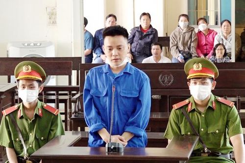 Giấu 890 gam ma túy vào tivi, lãnh án 20 năm tù