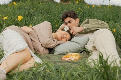 Vì sao nhiều người thích mối quan hệ mập mờ