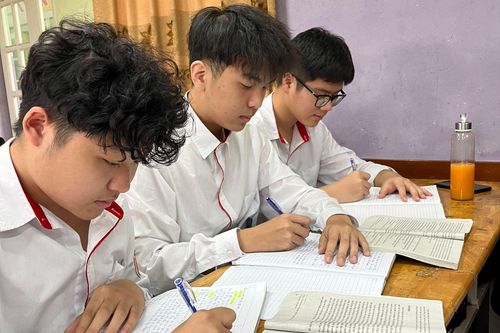 Ôn thi Ngữ Văn hiệu quả giai đoạn nước rút