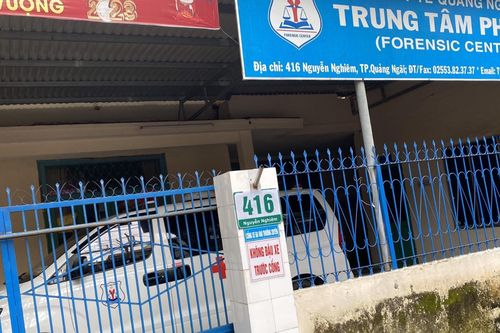 Bắt tạm giam Giám đốc Trung tâm pháp y tỉnh Quảng Ngãi