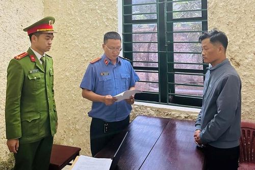 Phê chuẩn khởi tố đối tượng chống người thi hành công vụ