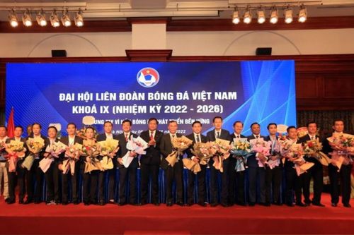 Dấu hỏi lớn về vai trò quản lý của VFF với V.League và hạng Nhất
