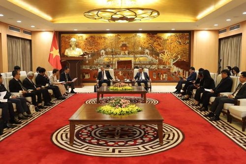 Chủ tịch Hà Nội khẳng định sẽ gỡ khó cho dự án 'Thành phố thông minh'