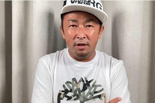 Thượng nghị sĩ Nhật không đi làm một ngày nào suốt 8 tháng