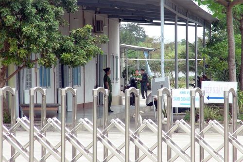 Khám xét Trung tâm đăng kiểm xe cơ giới 78-02D Phú Yên
