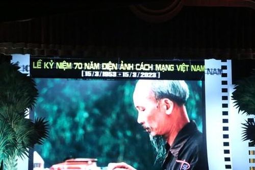 'Bác Hồ với Điện ảnh' chiếu kỷ niệm 70 năm điện ảnh Việt Nam