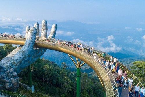 Trung Quốc mở tour tới Việt Nam từ hôm nay: DN đã có những đoàn khách đầu tiên