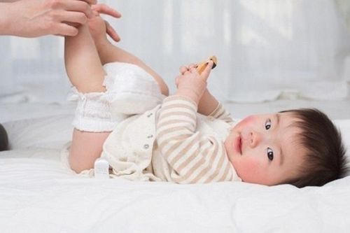 Dấu hiệu trẻ mắc Rotavirus cần nhập viện ngay