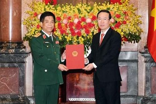 Chủ tịch nước trao quyết định thăng quân hàm Thượng tướng đối với đồng chí Nguyễn Văn Nghĩa