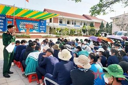 Lâm Đồng tuyên truyền, hướng nghiệp tuyển sinh quân sự năm 2023