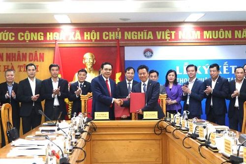 Xây dựng đề án đưa Trường ĐH Hà Tĩnh thành trường ĐH thành viên của ĐH Quốc gia Hà Nội