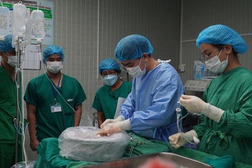 Viết tiếp hành trình kéo dài sự sống tại Bệnh viện Chợ Rẫy