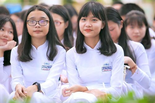 Thành phố Hồ Chí Minh vẫn tuyển sinh lớp 10 không chuyên trong trường chuyên