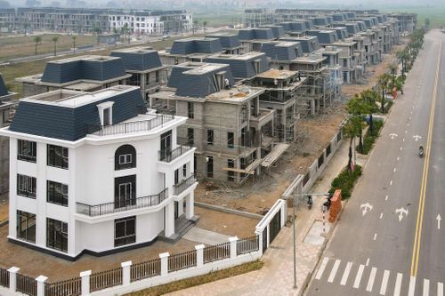 Ngổn ngang dự án bỏ hoang ở Mê Linh