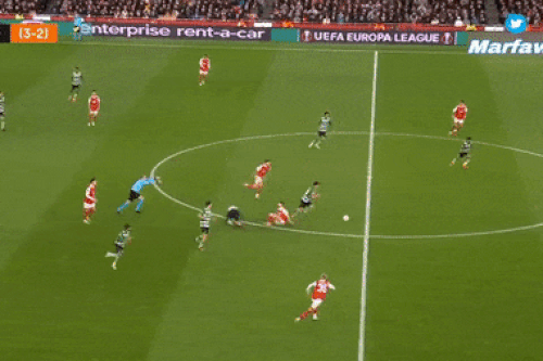 Siêu phẩm từ giữa sân góp phần khiến Arsenal bị loại