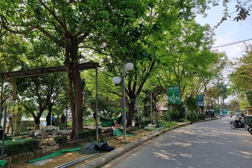 Tháo dỡ hàng loạt hàng quán lấn chiếm công viên Trịnh Công Sơn