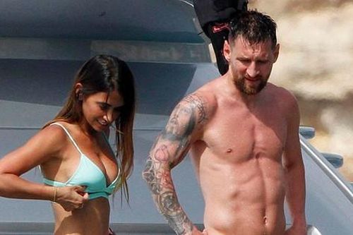 Chiếc đồng hồ đáng giá cả gia tài của Messi