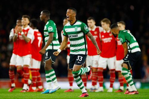 Arsenal bị Sporting Lisbon loại ra khỏi Europa League